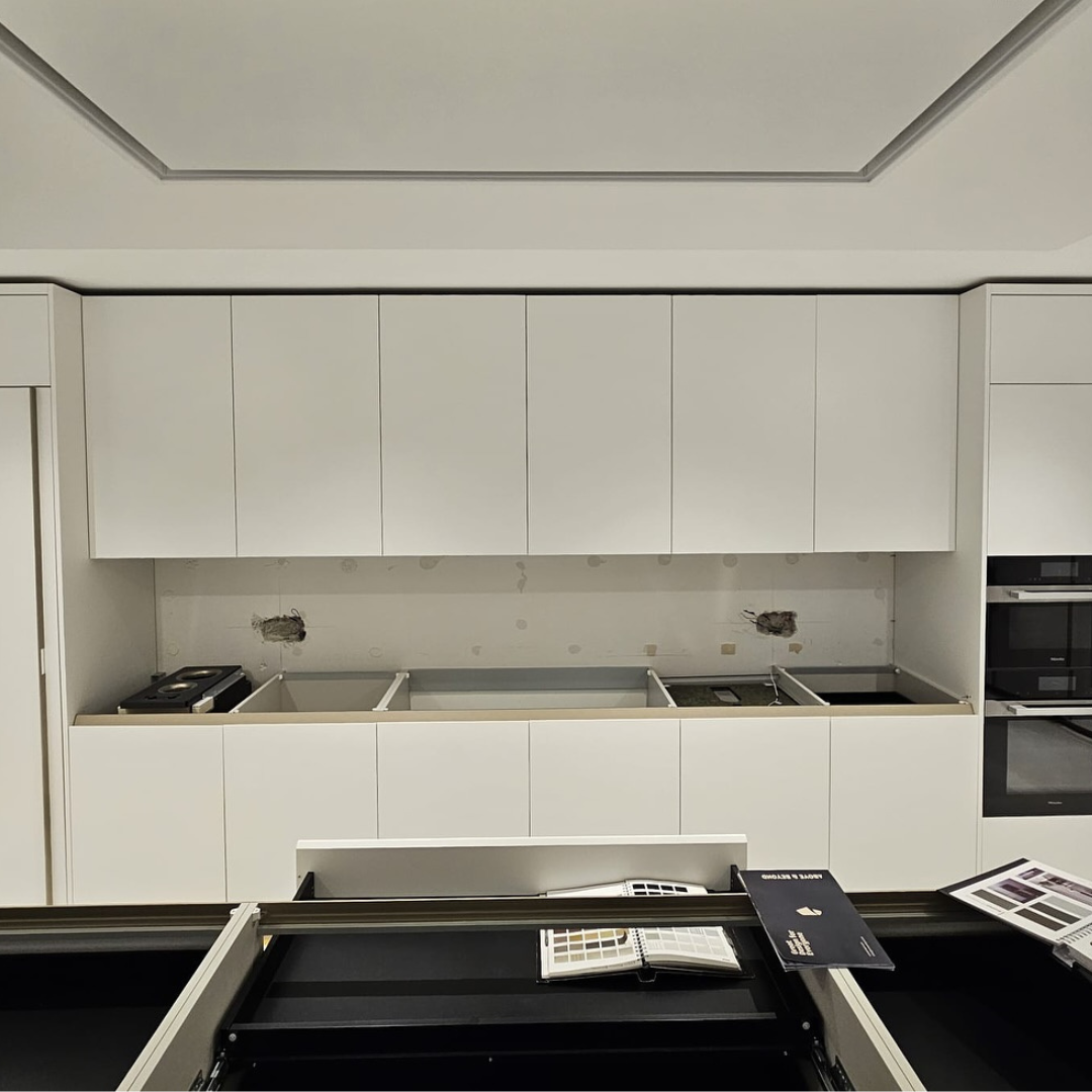 Cuisine avant rénovation adhésive